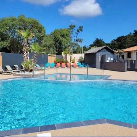 Campsite Mobilehome Camping Le Clos Du Moulin La Bernerie-en-Retz