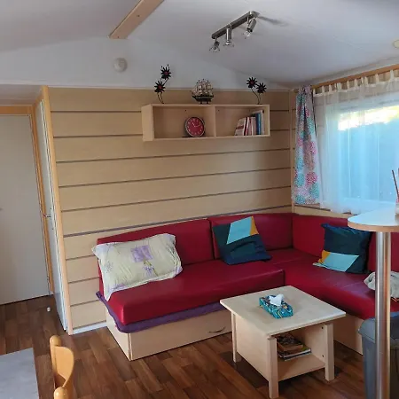 Mobilehome Camping Le Clos Du Moulin Campsite